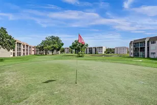 10434 Sunrise Lakes Blvd, Sunrise, FL 33322 - Photo 25