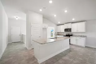 5202 Vespera St, Fort Pierce, FL 34951 - Photo 5