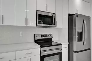 2301 Alcazar Dr, Miramar, FL 33023 - Photo 37