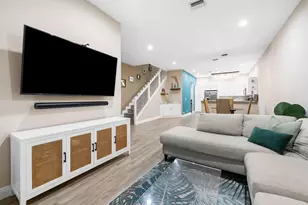 919 NE 17th Way, Fort Lauderdale, FL 33304 - Photo 5