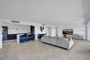 1800 NE 114th St, Miami, FL 33181 - Photo 31