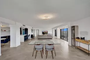 1800 NE 114th St, Miami, FL 33181 - Photo 27