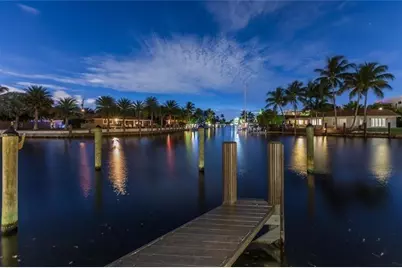 221 Shore Court #221, Lauderdale by the Sea, FL 33308 - Photo 9