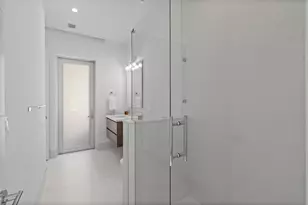 221 Shore Ct, Fort Lauderdale, FL 33308 - Photo 25