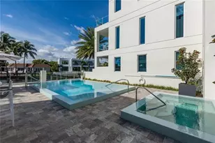 221 Shore Ct, Fort Lauderdale, FL 33308 - Photo 7