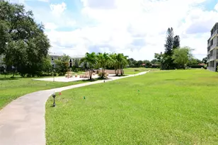 3575 Brokenwoods Dr, Coral Springs, FL 33065 - Photo 37