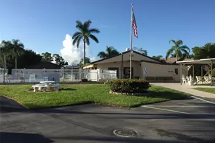 418 Pine Glen Ln, Greenacres, FL 33463 - Photo 25