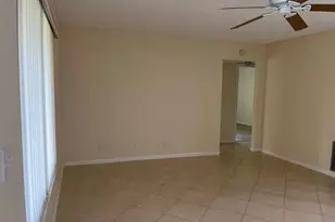 418 Pine Glen Ln, Greenacres, FL 33463 - Photo 9