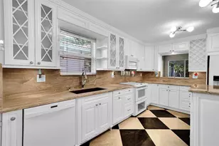 1107 Adams St, Hollywood, FL 33019 - Photo 5