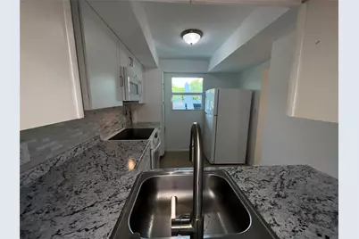 117 Royal Park Drive #2A, Oakland Park, FL 33309 - Photo 11