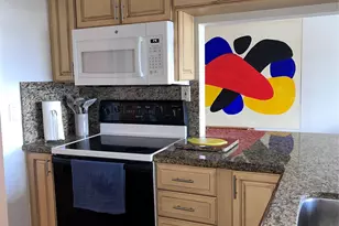 330 SE 20th Ave, Deerfield Beach, FL 33441 - Photo 11