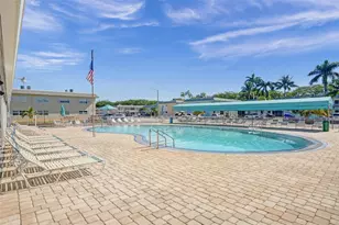 1300 N 12th Ct, Hollywood, FL 33019 - Photo 17