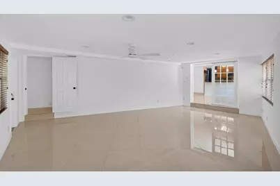 2924 NW 8th Avenue, Wilton Manors, FL 33311 - Photo 9