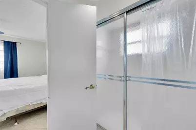 4000 NW 44th Avenue #401, Lauderdale Lakes, FL 33319 - Photo 23