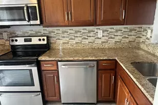 3263 NW 44th St, Oakland Park, FL 33309 - Photo 17