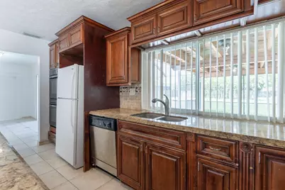 8424 SW 102nd Place, Miami, FL 33173 - Photo 17