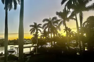 1100 N North Lake Dr, Hollywood, FL 33019 - Photo 35