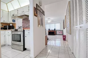 2300 Park Ln, Hollywood, FL 33021 - Photo 5