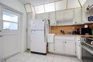 2300 Park Ln, Hollywood, FL 33021 - Photo 7
