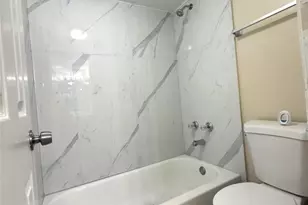 2451 NW 56th Ave, Fort Lauderdale, FL 33313 - Photo 21