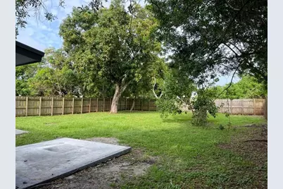 2009 NW 21st Avenue, Fort Lauderdale, FL 33311 - Photo 17