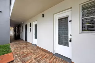 420 NE 12th Ave, Hallandale Beach, FL 33009 - Photo 3