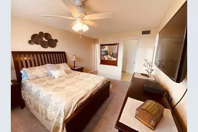 9420 S Hollybrook Lake Drive #305, Pembroke Pines, FL 33025 - Photo 3