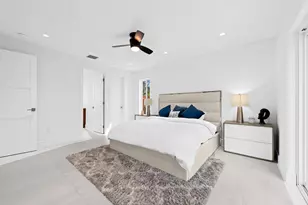 332 NE 29th St, Wilton Manors, FL 33334 - Photo 15