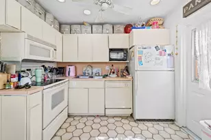 1681 NE 56th St, Fort Lauderdale, FL 33334 - Photo 9