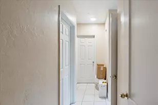 13370 NE 5th Ave, North Miami, FL 33161 - Photo 9