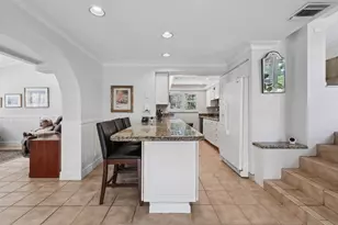 1709 NE 28th Dr, Wilton Manors, FL 33334 - Photo 7