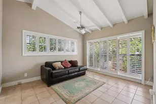 1709 NE 28th Dr, Wilton Manors, FL 33334 - Photo 15