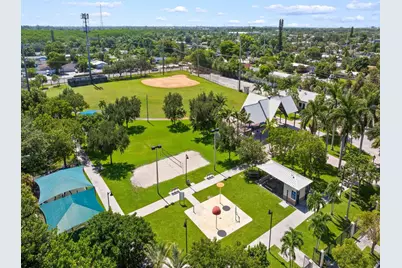 812 NW 26th Street, Fort Lauderdale, FL 33311 - Photo 27