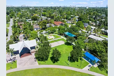 812 NW 26th Street, Fort Lauderdale, FL 33311 - Photo 25