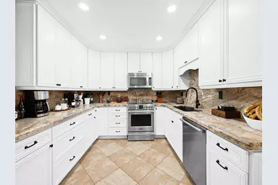 812 NW 26th Street, Wilton Manors, FL 33311 - Photo 11