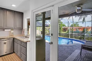 1736 NW 38th St, Oakland Park, FL 33309 - Photo 41