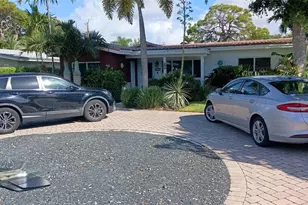 803 NE 21st Dr, Fort Lauderdale, FL 33305 - Photo 5