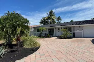 2228 SE 10th St, Pompano Beach, FL 33062 - Photo 1