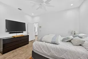 2460 NE 36th St, Fort Lauderdale, FL 33308 - Photo 35