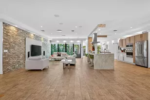 2460 NE 36th St, Fort Lauderdale, FL 33308 - Photo 11