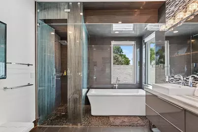 2460 NE 36th Street, Fort Lauderdale, FL 33308 - Photo 29