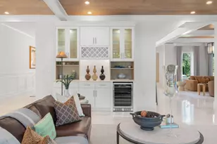 2306 NE 12th Ct, Fort Lauderdale, FL 33304 - Photo 31