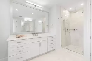 2306 NE 12th Ct, Fort Lauderdale, FL 33304 - Photo 59