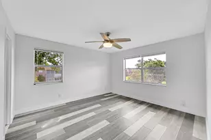 9761 Sunrise Lakes Blvd, Sunrise, FL 33322 - Photo 7