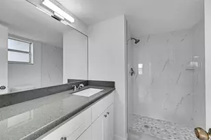 9761 Sunrise Lakes Blvd, Sunrise, FL 33322 - Photo 9