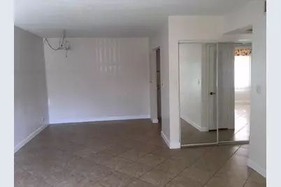 411 SE 8th Street #127, Deerfield Beach, FL 33441 - Photo 3