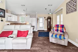 809 Putter Pl, Pompano Beach, FL 33069 - Photo 17