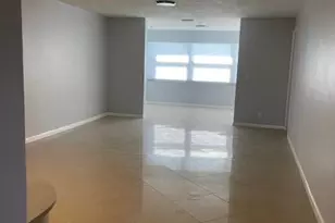 9861 Sunrise Lakes Blvd, Sunrise, FL 33322 - Photo 5