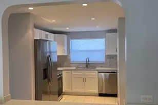 9861 Sunrise Lakes Blvd, Sunrise, FL 33322 - Photo 7