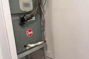 9861 Sunrise Lakes Blvd, Sunrise, FL 33322 - Photo 15